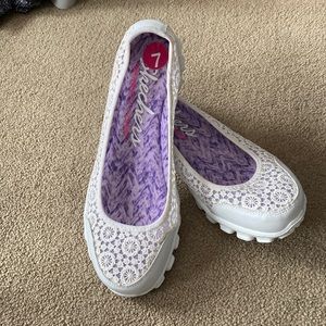 Skechers White Lace Memory Foam slip ons